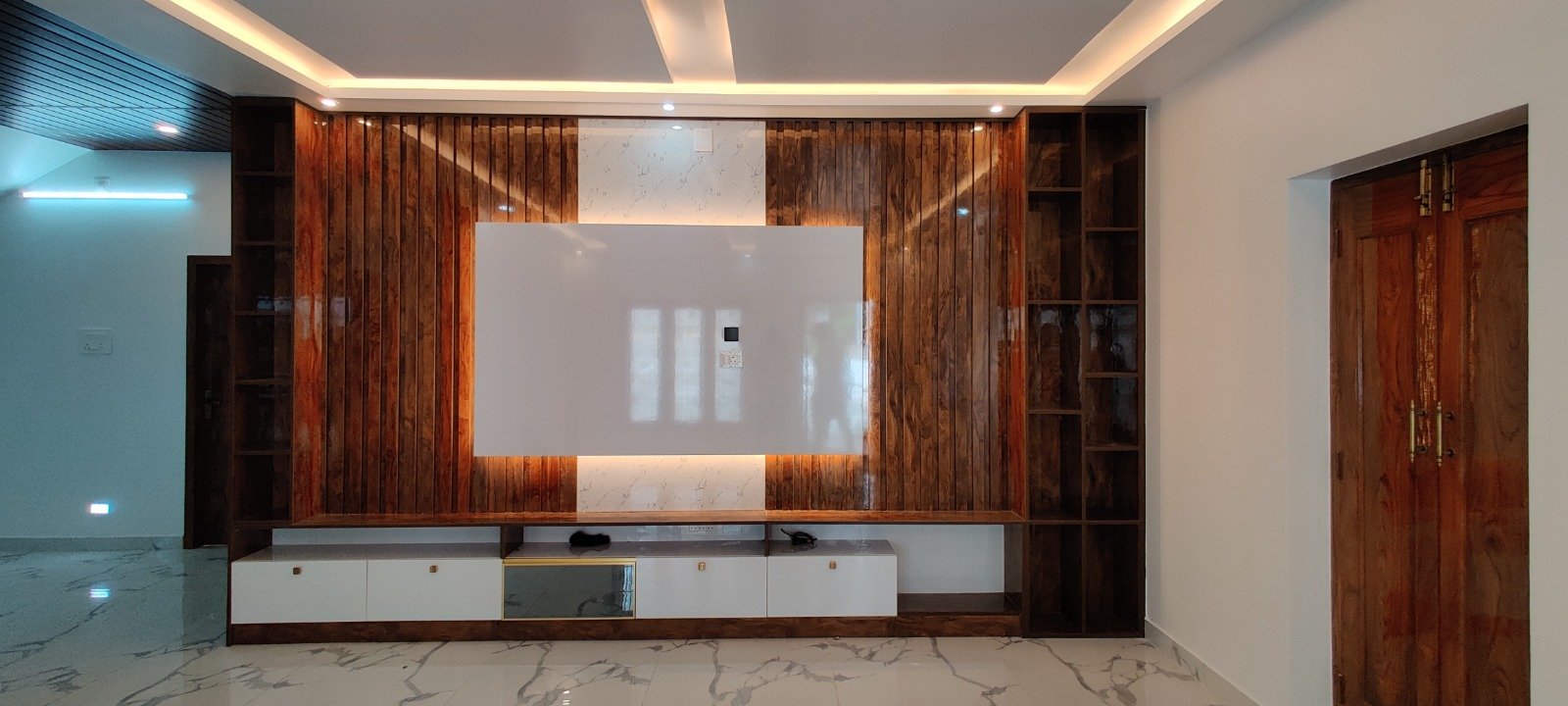 Interior Designer In Mogappair